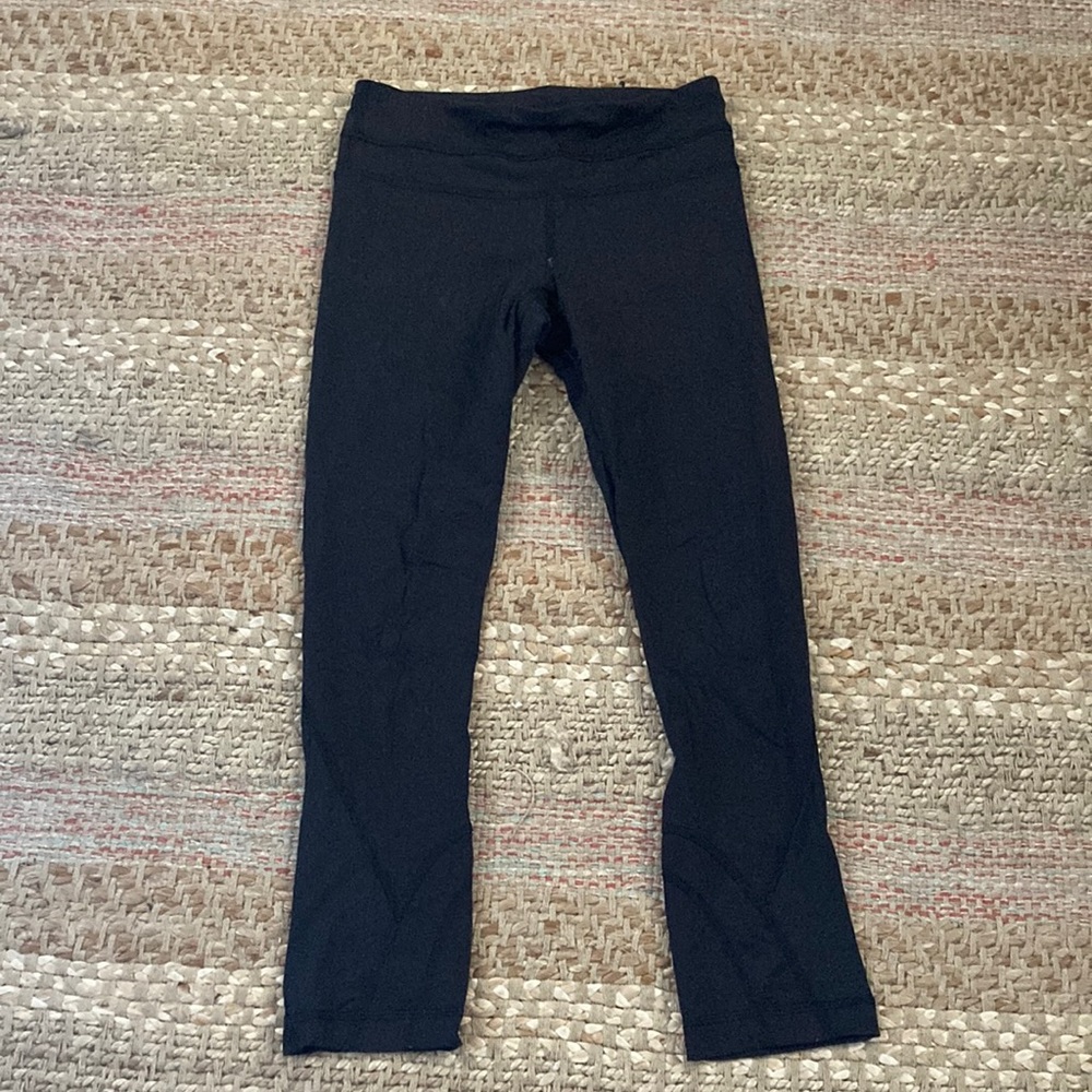 Lulu lemon black leggings size 2 - Picture 1 of 8